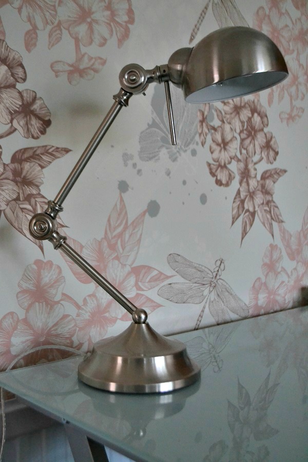 Review Ranger Table Lamp from Lighting Majestic tidylife