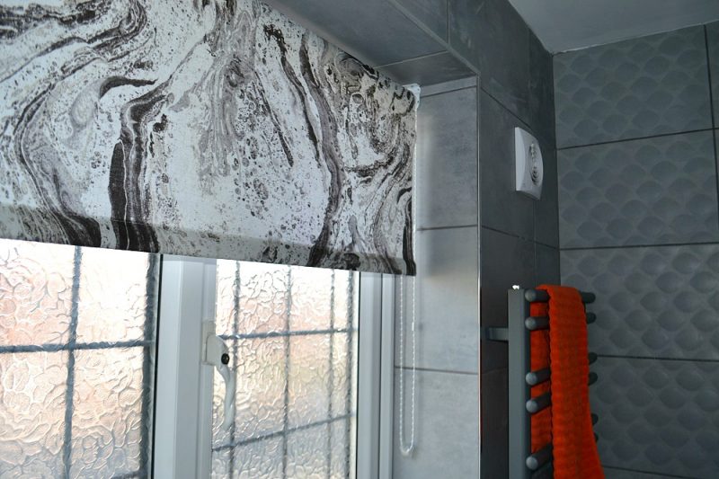 My Unique 'You Choose' Bathroom Roller Blind - Tidylife