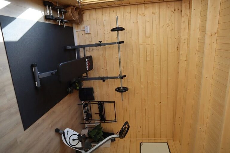 Essential Equipment for a Garage Home Gym