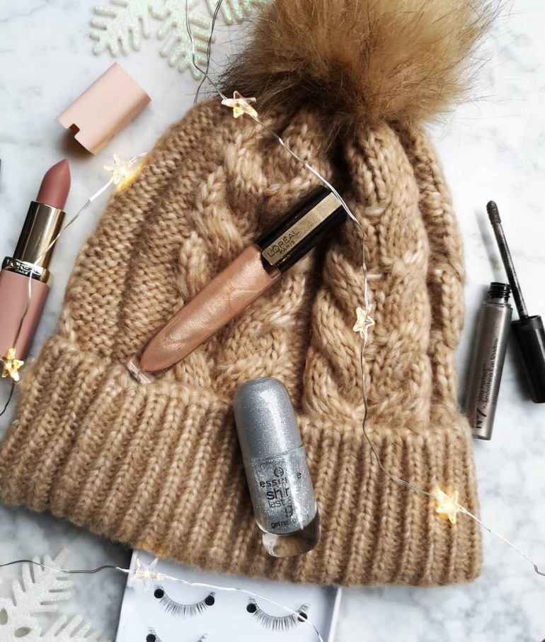 Take your daytime make-up to night easily with these products