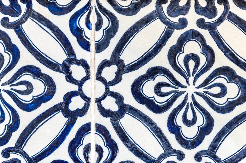 Patterned blue tile