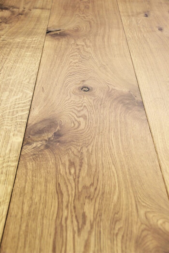 How to clean and maintain wood flooring