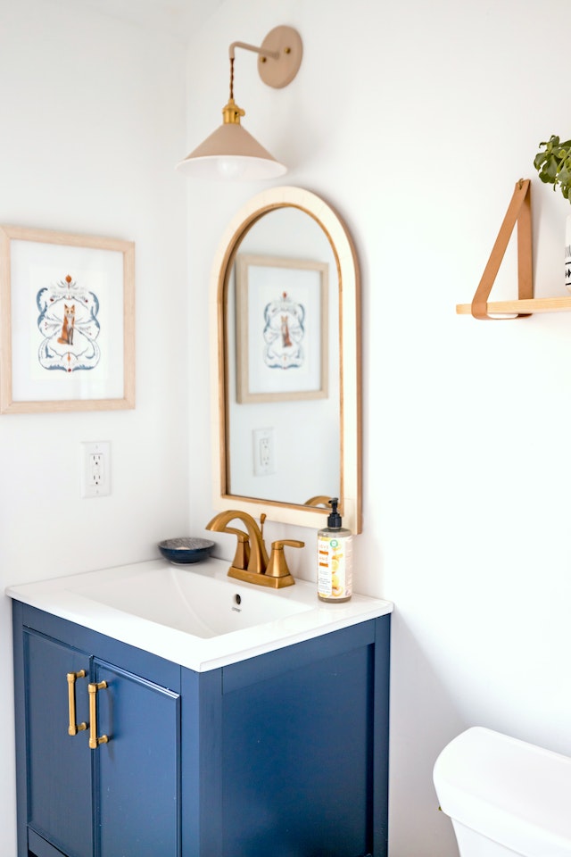 Transform Your Bathroom with Worktop Vanity Units: Enhance Storage and Style