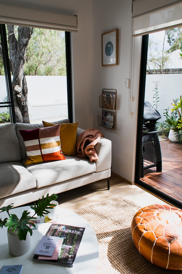 How to Create a Seamless Transition Between Outside Your Home and Inside