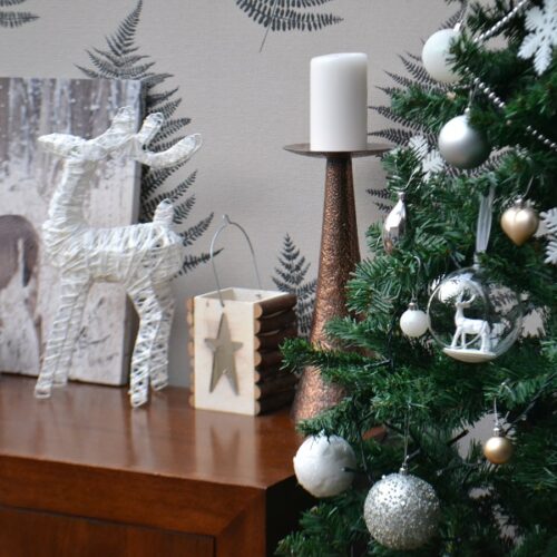 Homebase_Christmas_decorations